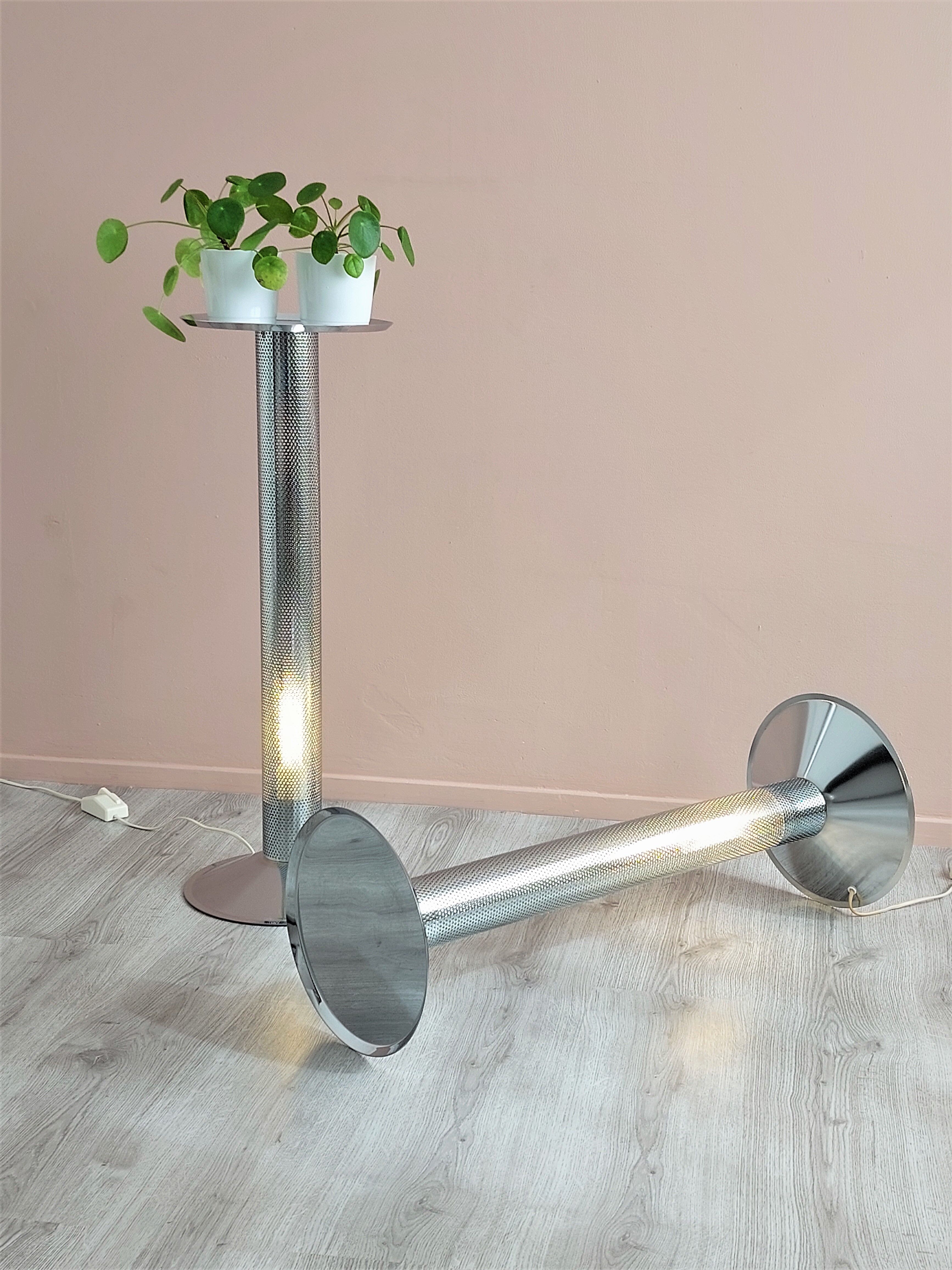 Lampadaire en métal et table d’appoint par Ikea, années 1980.