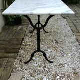 Bistro table in cast iron and white marble 1900