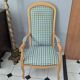 Fauteuil cabriolet / style Louis Philippe en parfait état – Tissu écossais