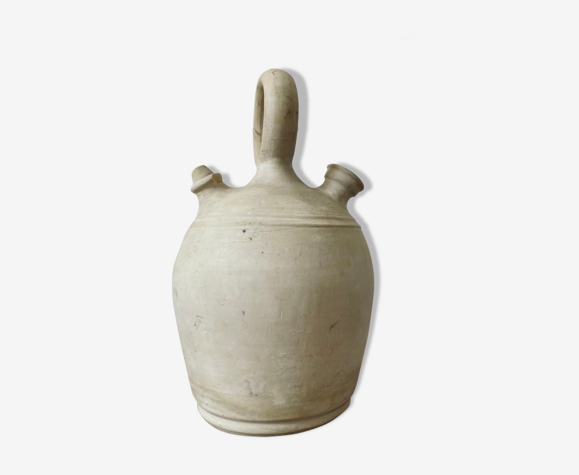Cruche en terre cuite ancienne