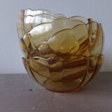 5 cups or ramekins in amber glass