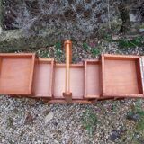 Compass feet sewing box