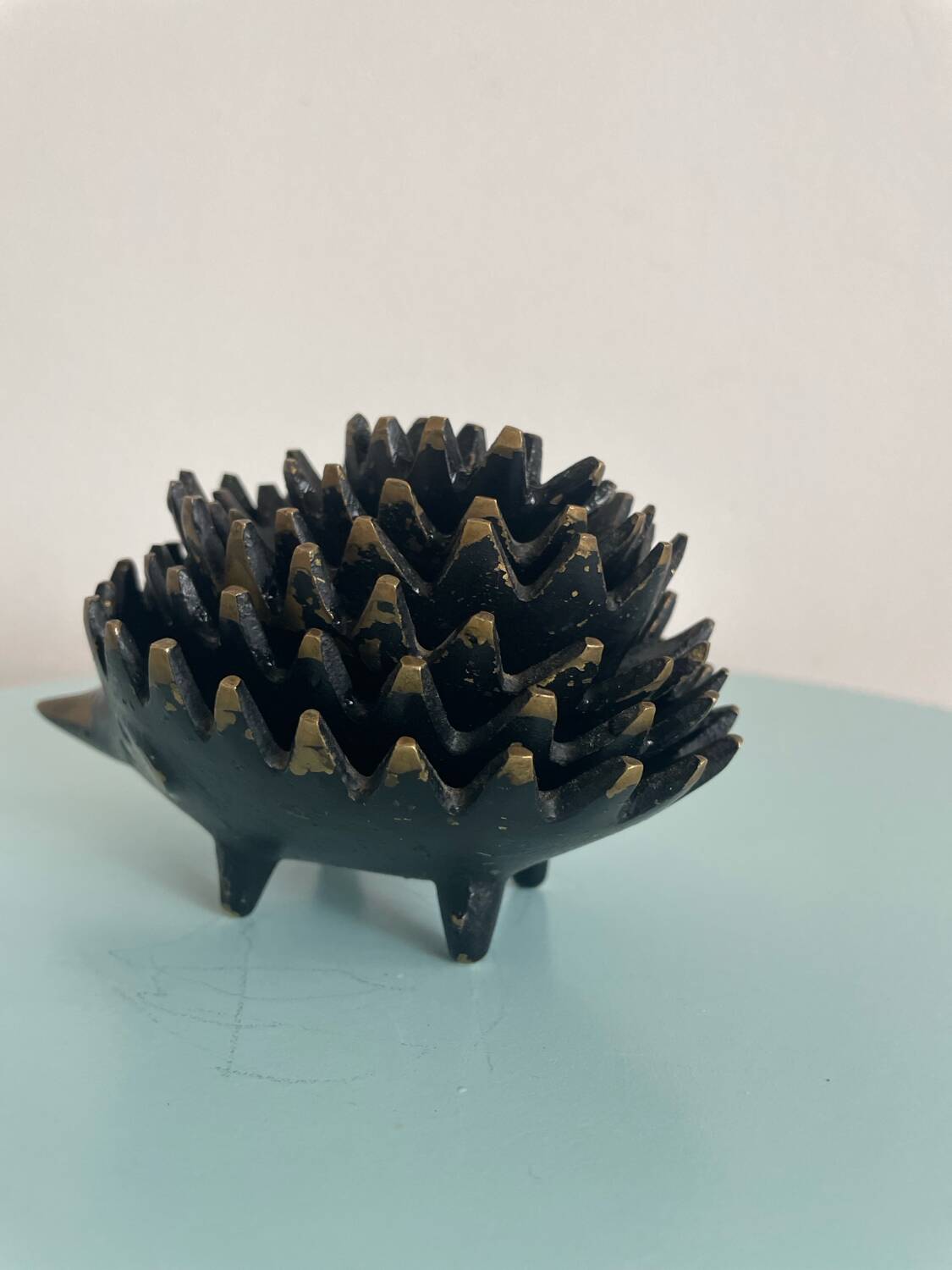 Set of 6 stackable bronze hedgehogs — Walter Bosse, 1920s