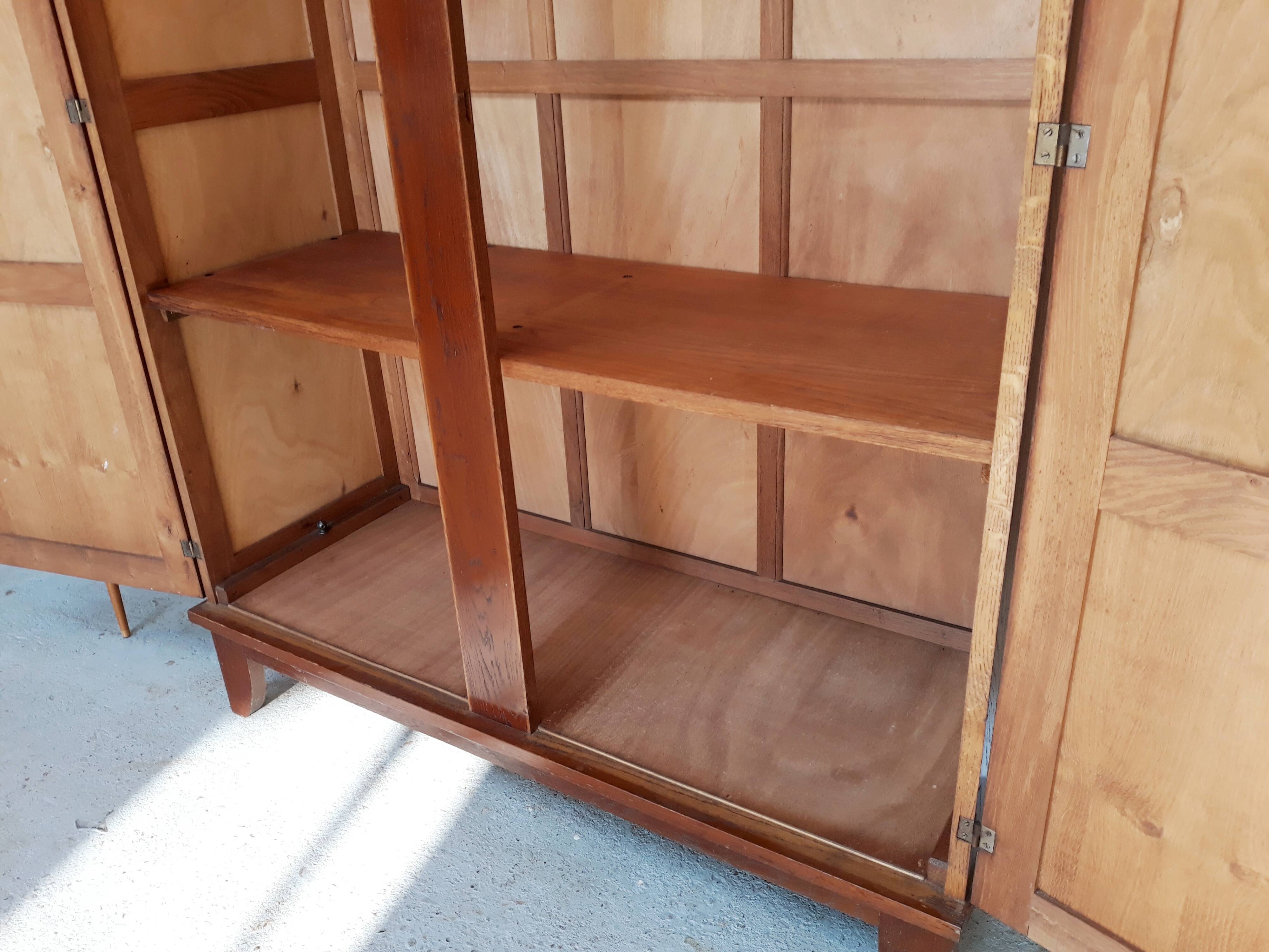 Vintage 1950 wardrobe