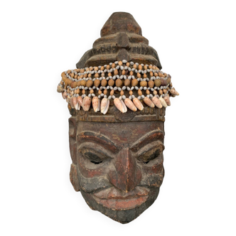 Ancient mask with its shell headdress