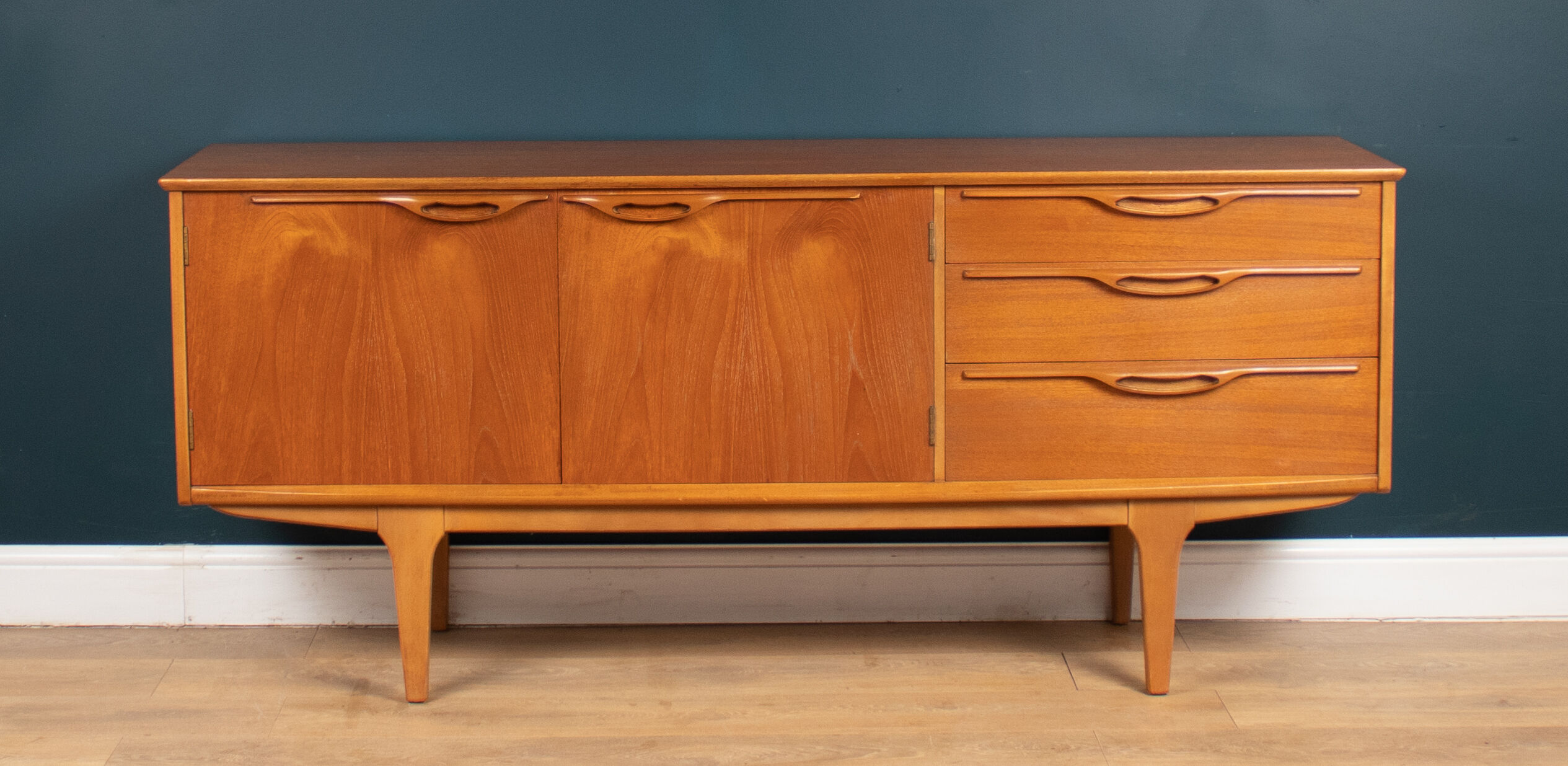 Retro Teak 1960s Mid Century Jentique Classic Short Sideboard