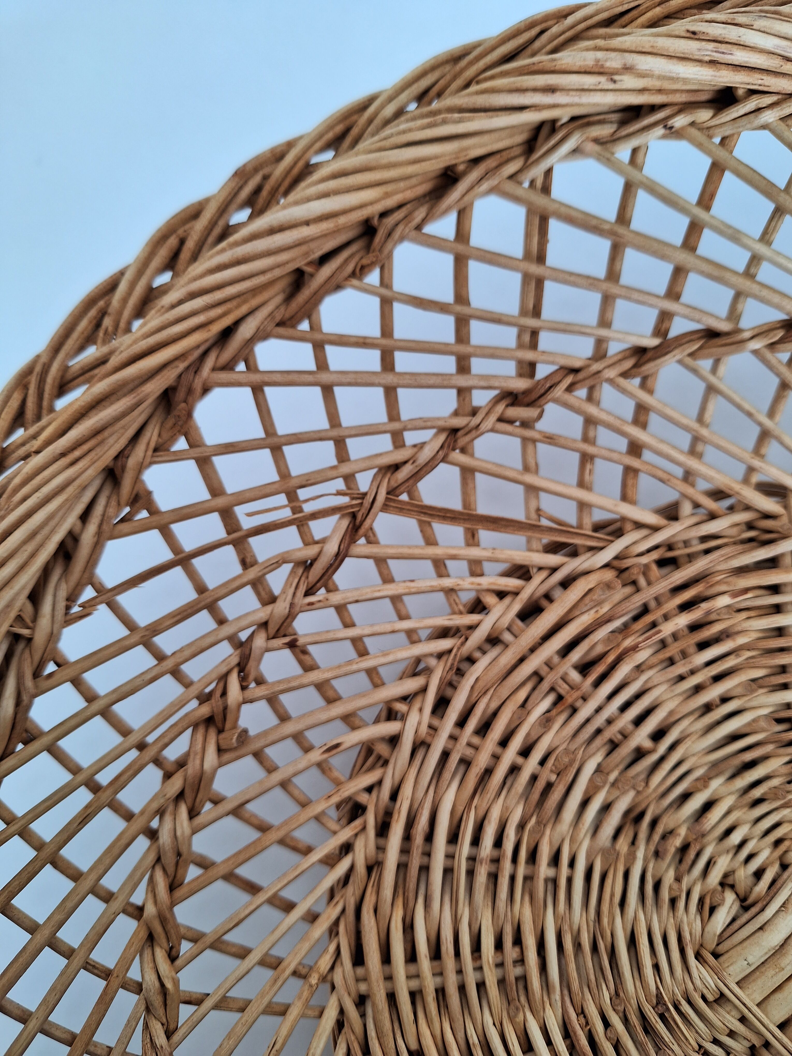 Wicker basket