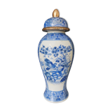 Covered vase with printed Asian décor