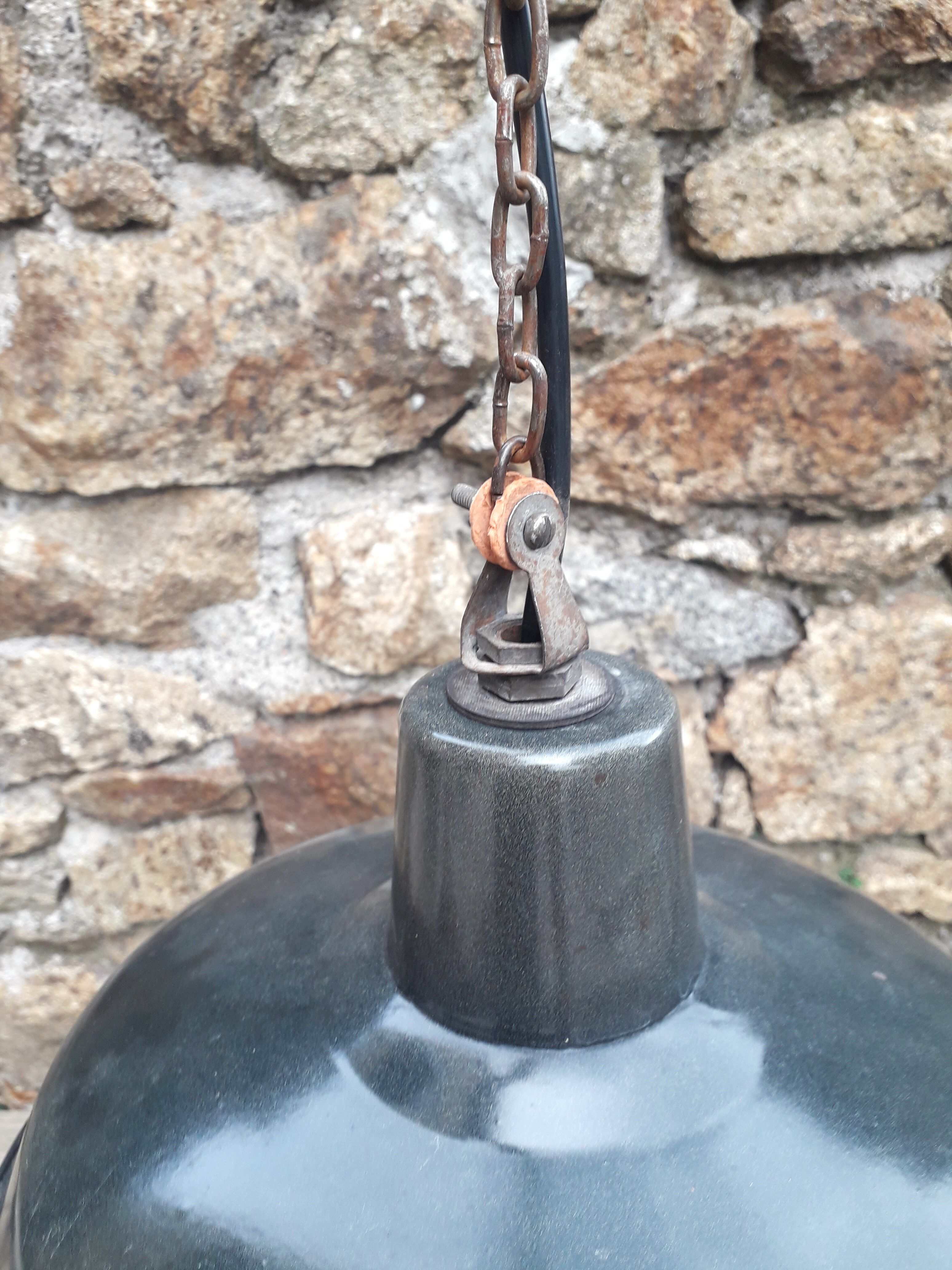 Old industrial suspension - enamelled sheet metal - 1950