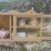 Glass shelf