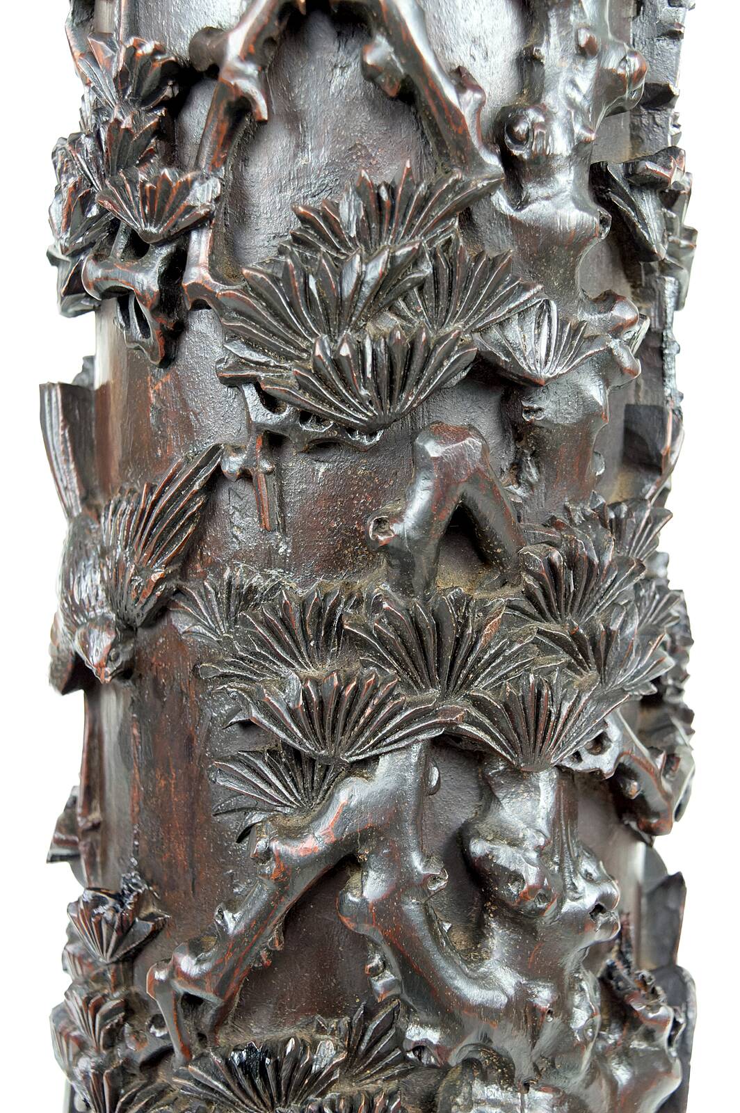 Important high Asian column / saddle in carved wood, circa 1880, Indochina
