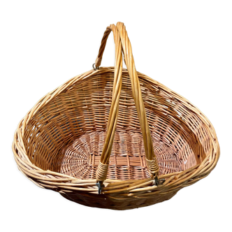 Wicker market basket