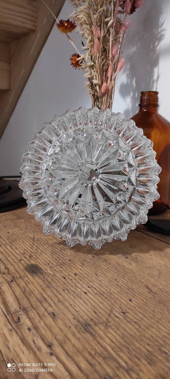 Retro wall or ceiling light