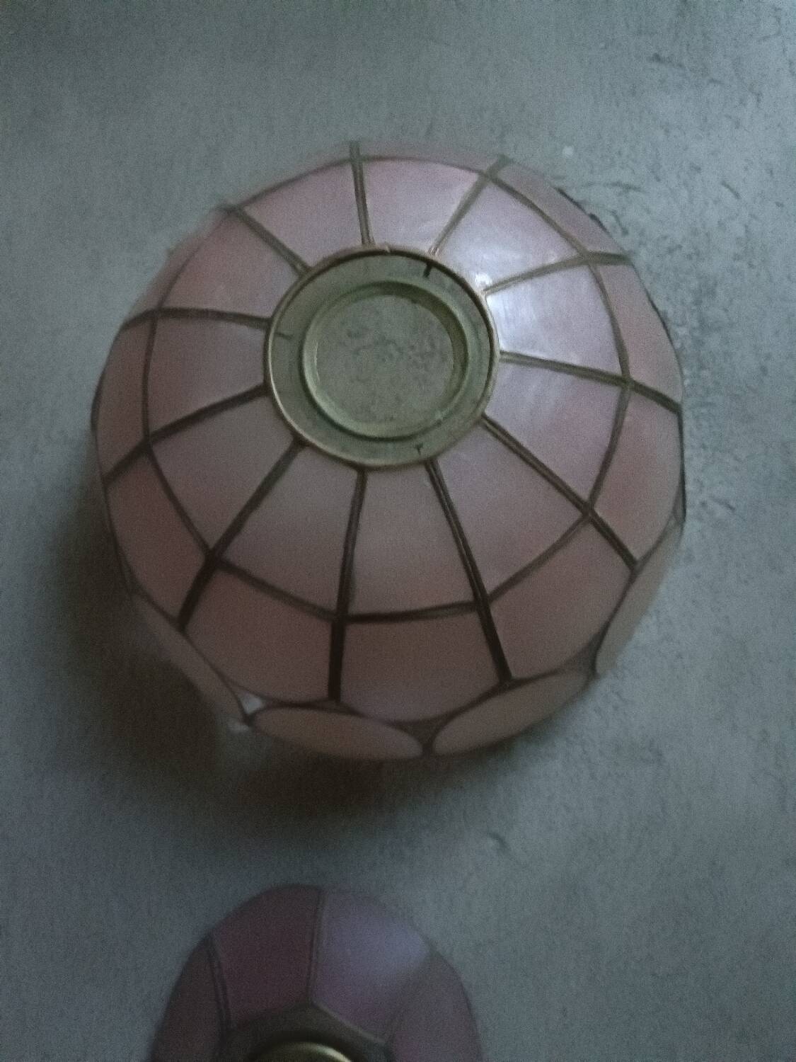 Pink mother-of-pearl lampshade