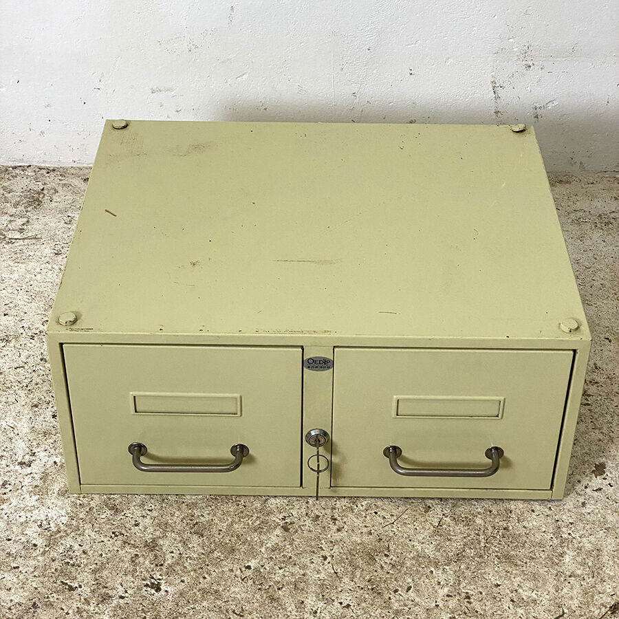 Set of 5 medical lockers