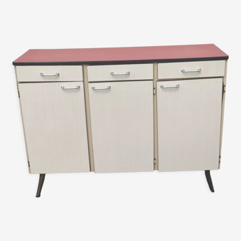Buffet formica rouge