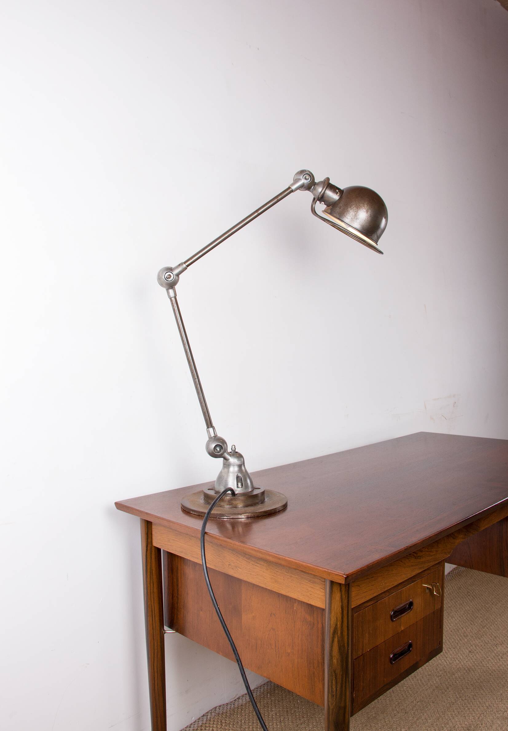 Metal desk lamp, Industrial style with two articulated arms by Jean-Louis Domecq for Jieldé.
