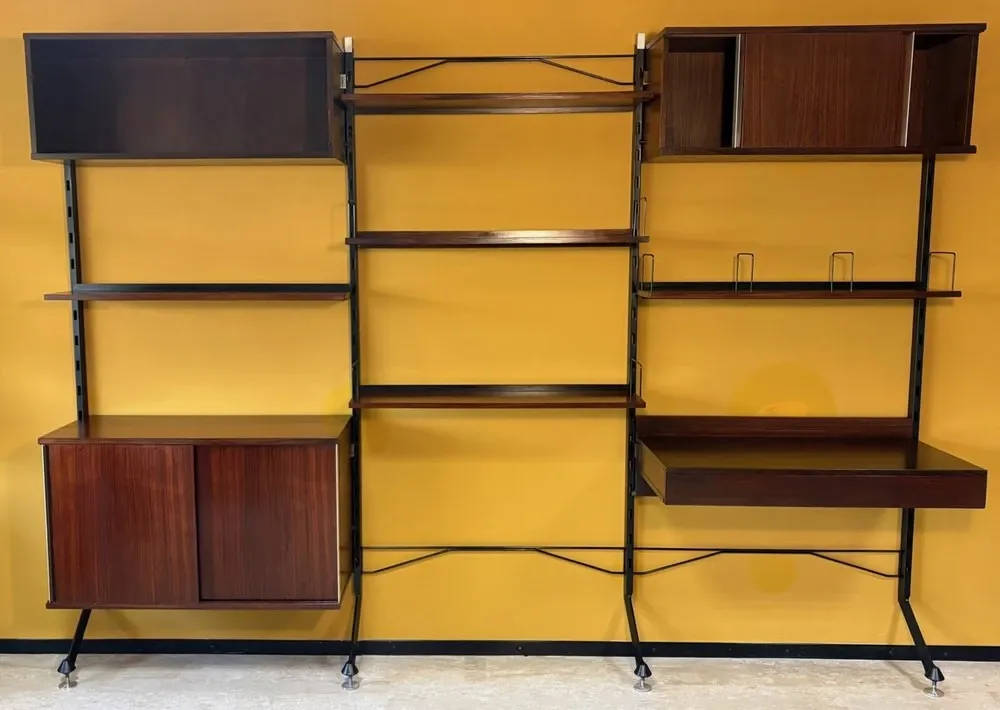 Modular library Urio in teak by Ico & Luisa Parisi for MIM, Rome, 1960s.