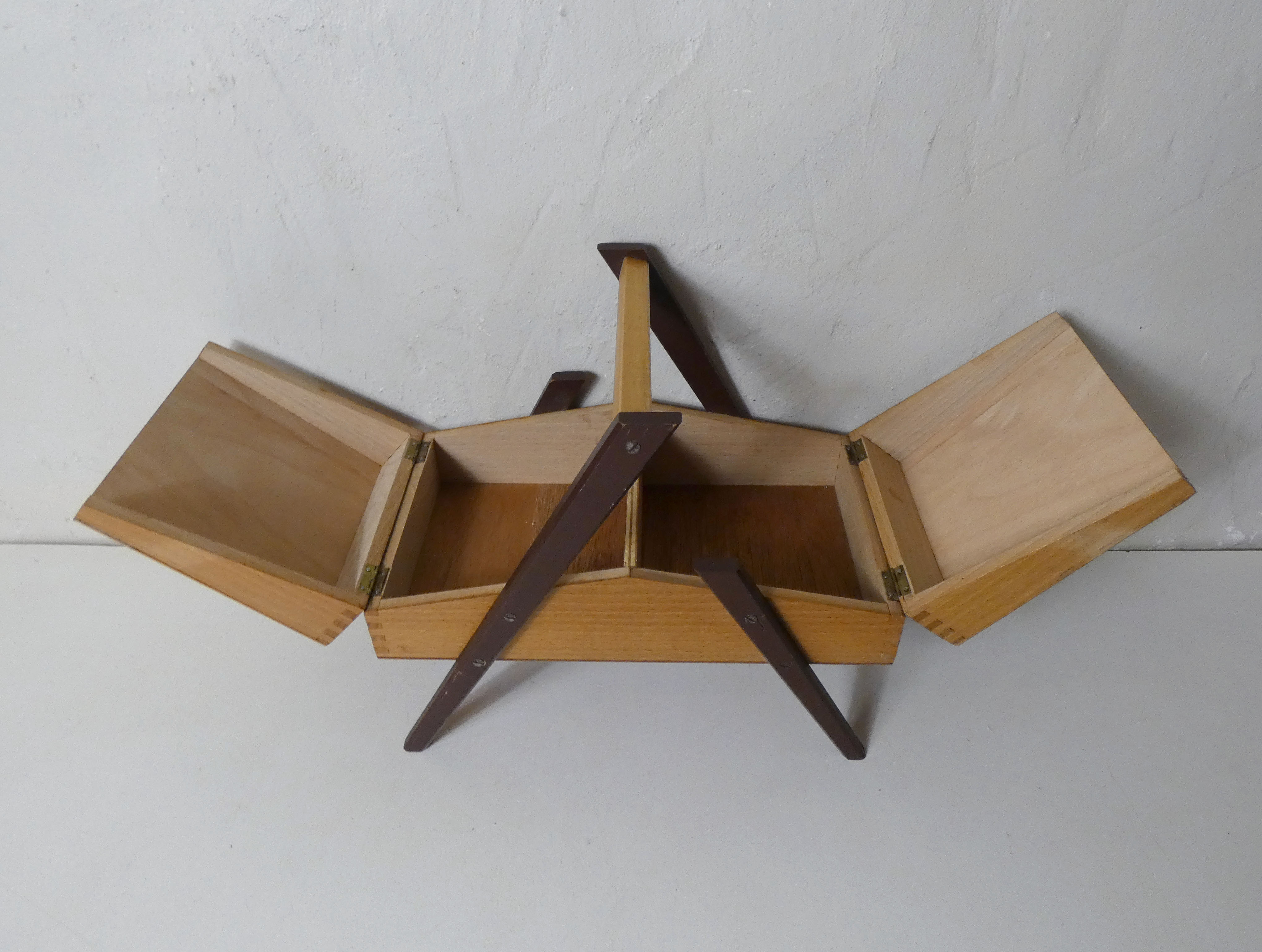 Worker wooden box vintage quilt compass feet