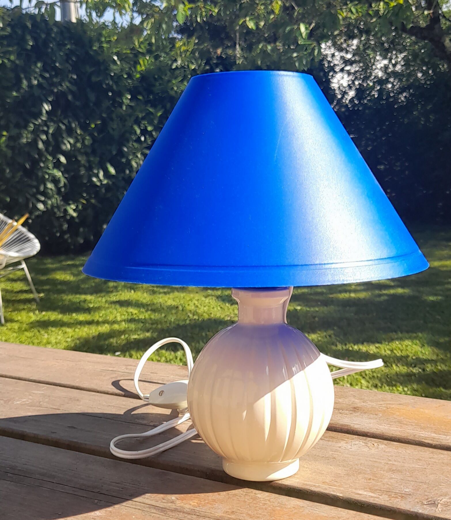 Bedside lamp, ceramic ball foot cream, blue lampshade, circa 70's