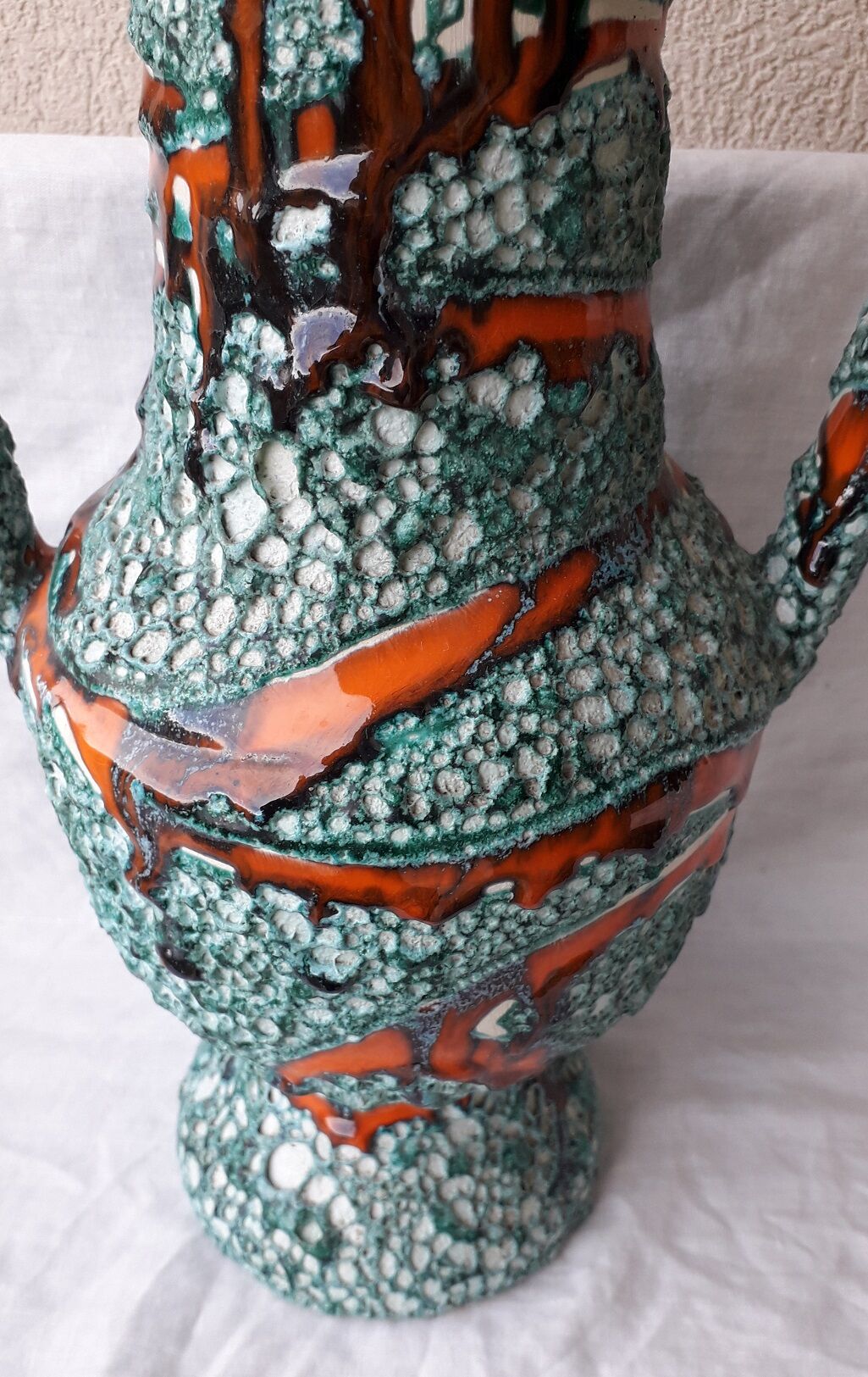 Vase Vallauris fat lava