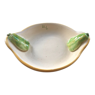 Dish decorated with pears slip