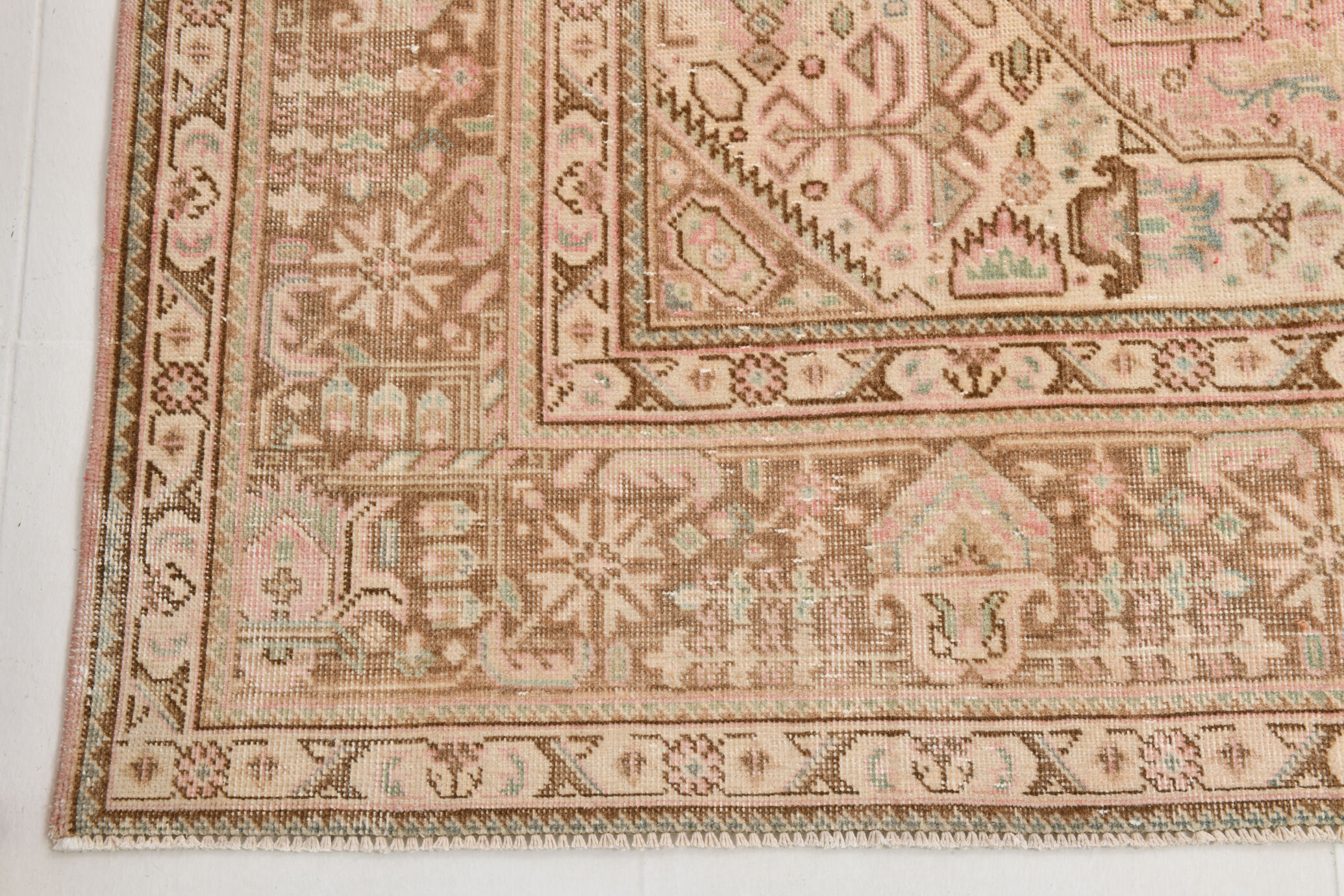 6x9 dusty pink wool persian rug 287x192cm