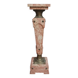 Tall column in pink marble and bronze, Louis XVI style