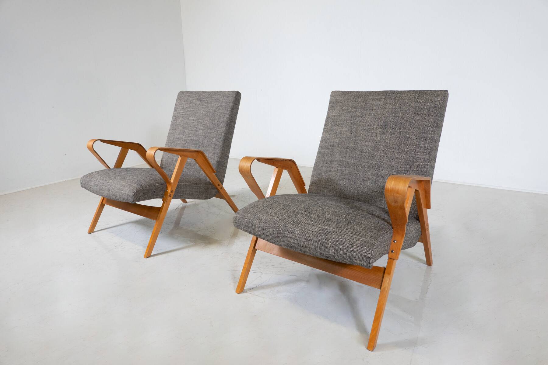 Mid-Century Modern Pair of Armchairs, 1950s, Czech Republic (New Ulphostery)