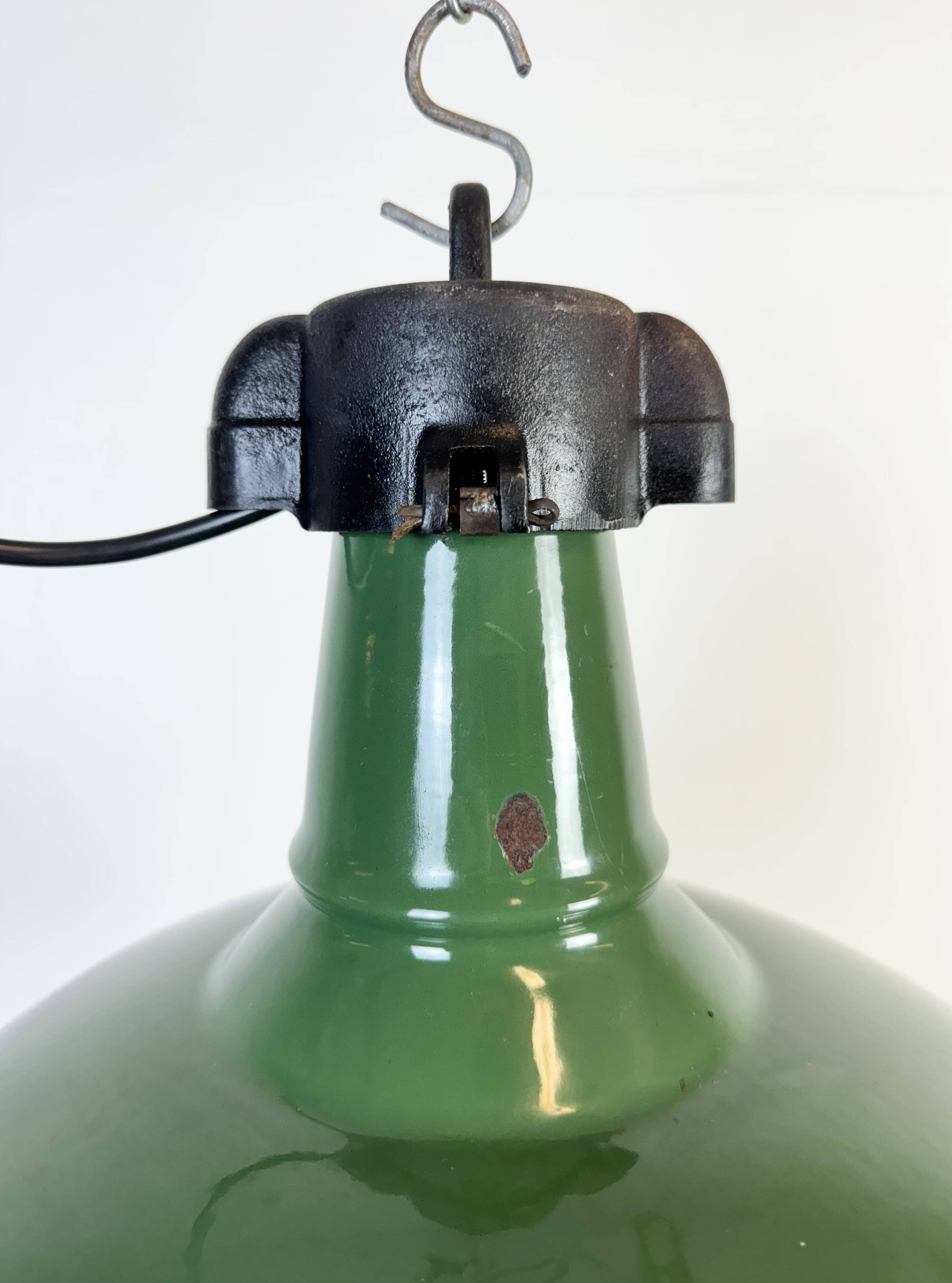 Industrial Green Enamel Factory Pendant Lamp, 1960s