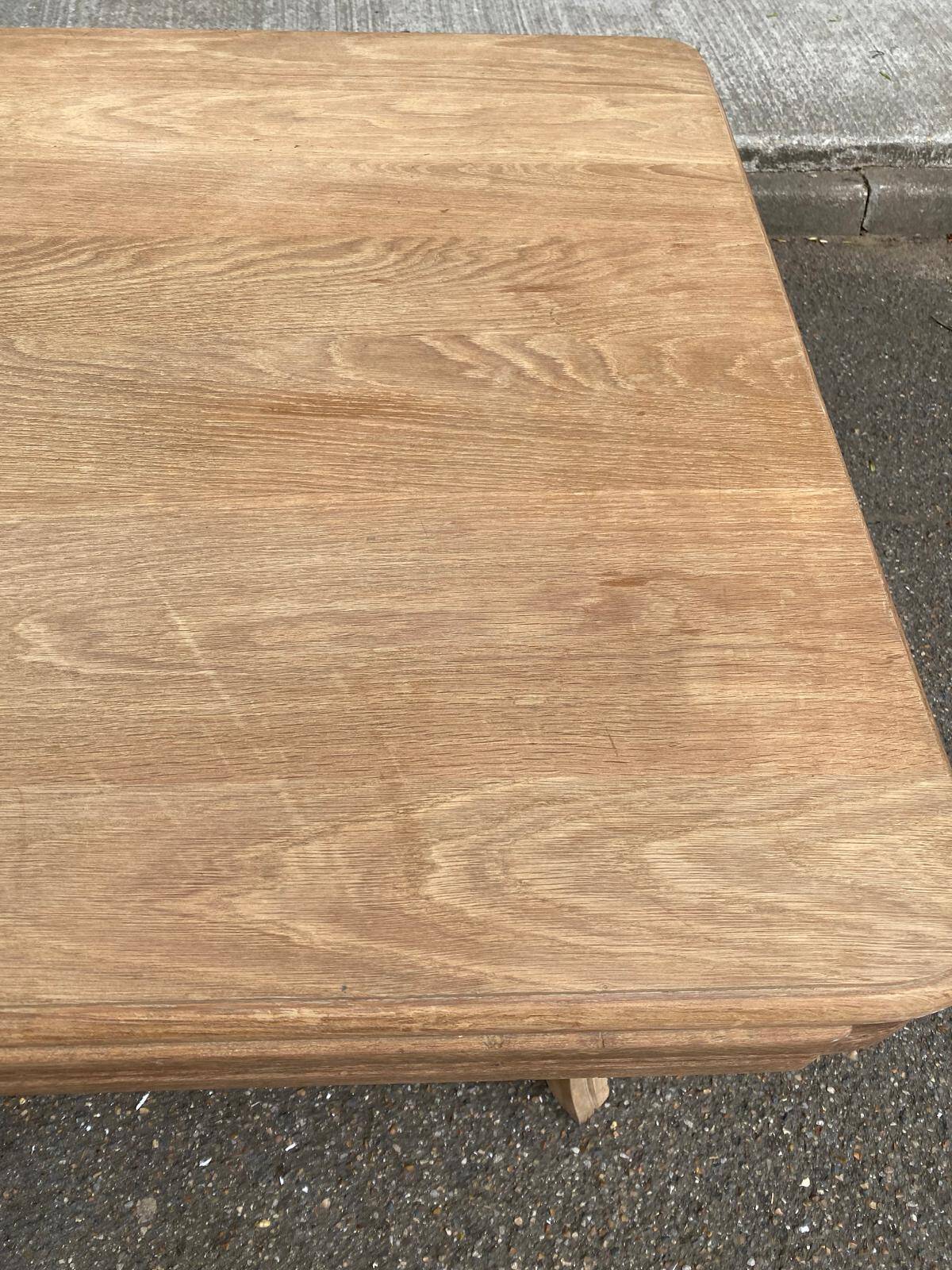 Renovated Art Deco extendable dining table in solid oak and pine from the 1960s.