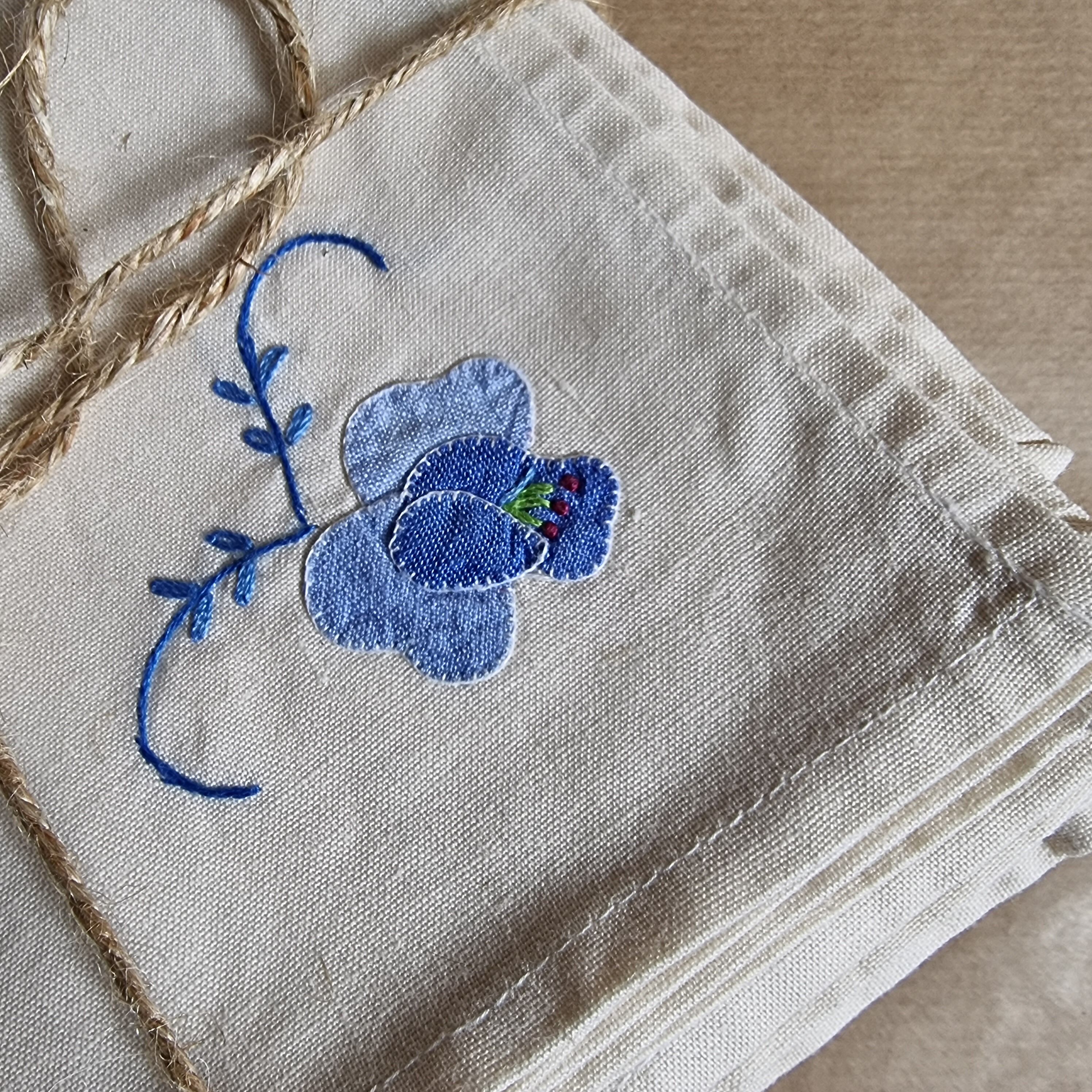 Lot 12 antique hand embroidered towels
