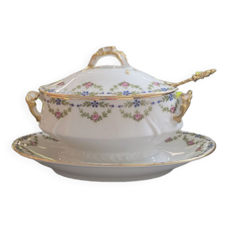 Saucière en porcelaine