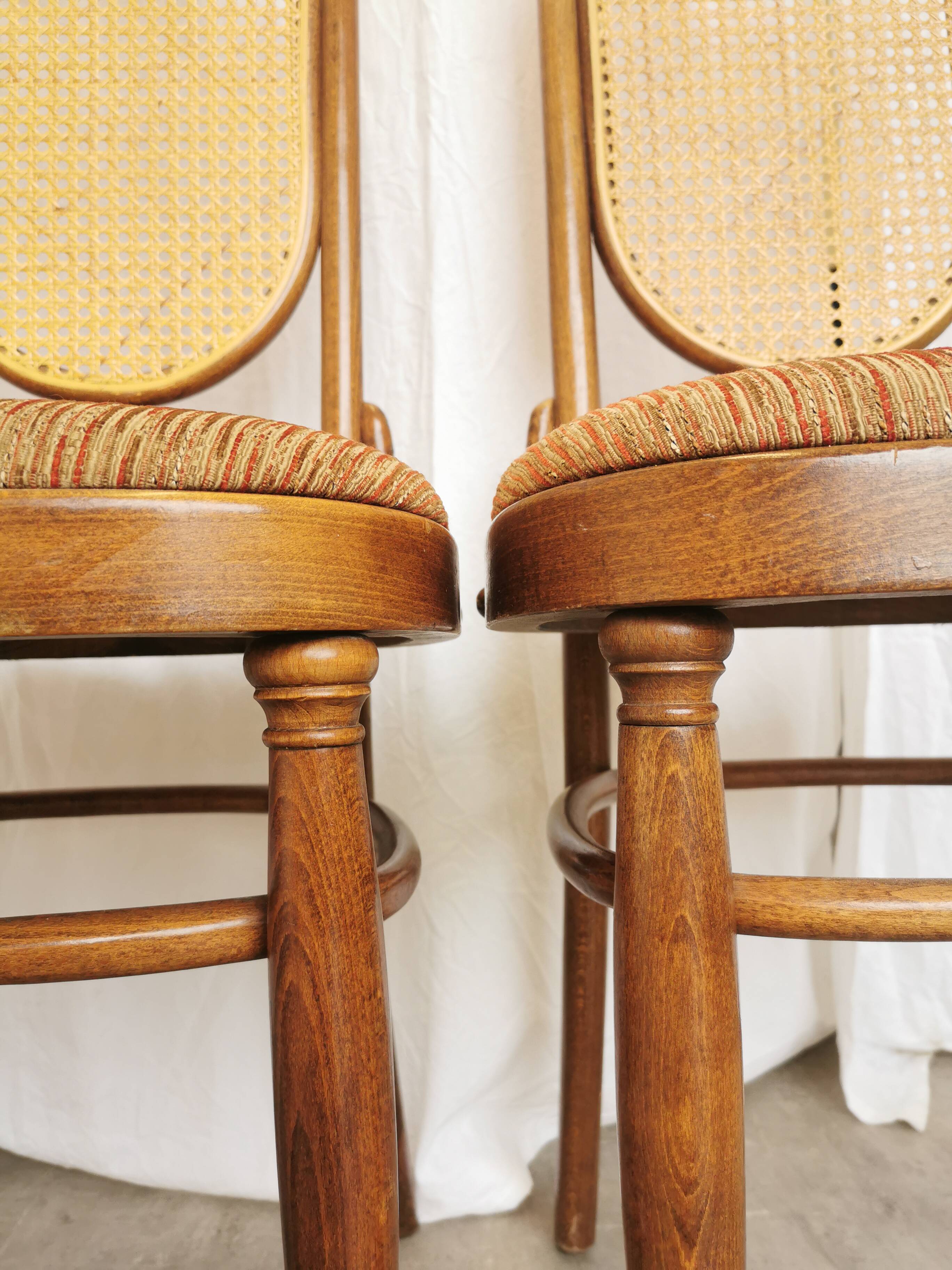 Set of 4 Vintage Bentwood Dining Chairs: Cane Back, Thonet Style