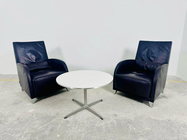 Paire Fauteuils club cuir aubergine Editeur Cinna