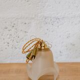 Opaque Tulip walking lamp