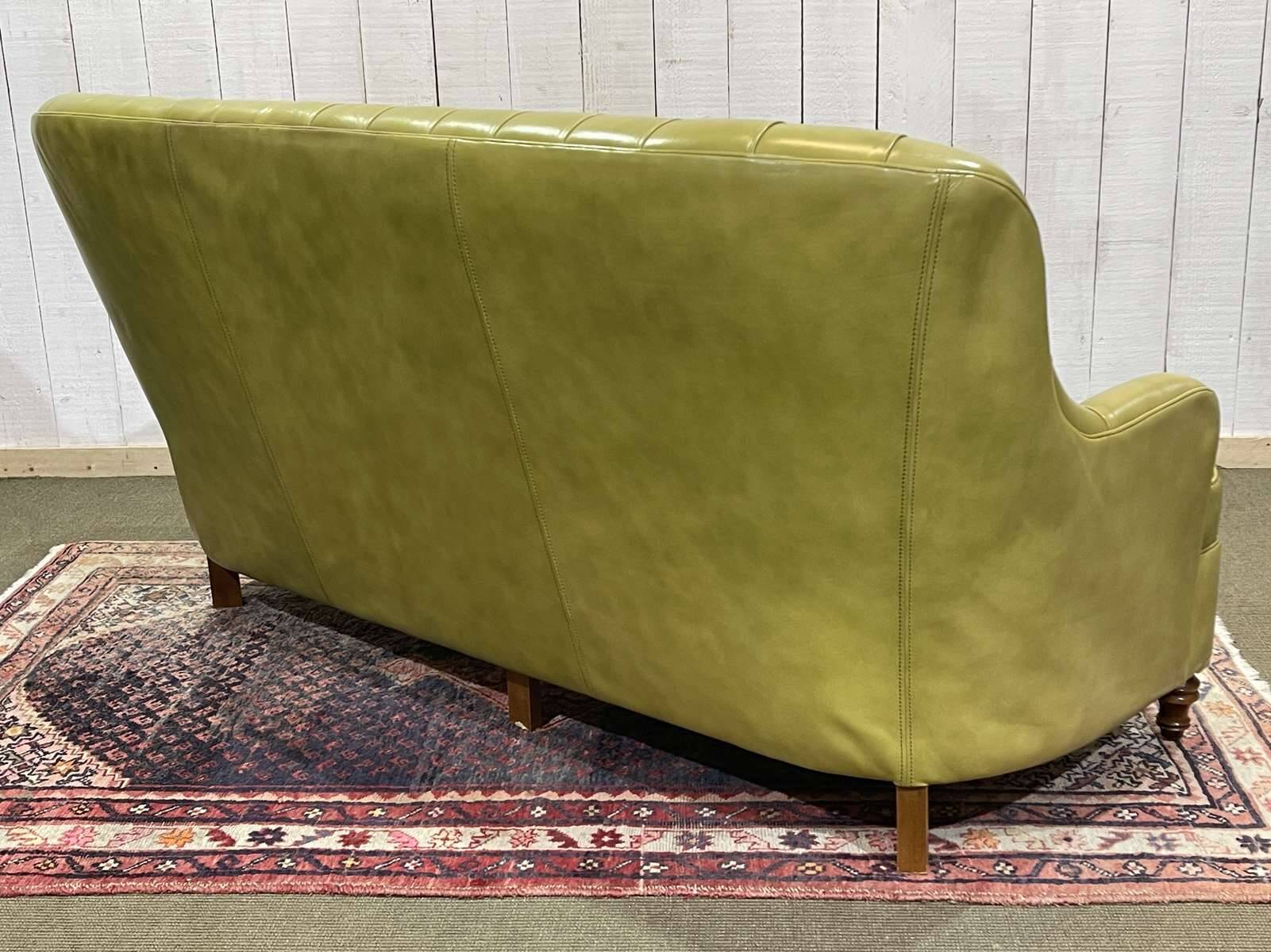 3-seater Chesterfield sofa in olive green leather