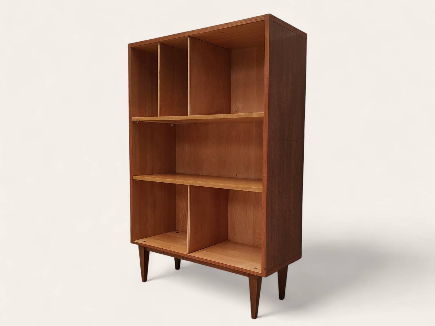 Armoire pour tourne-disque du milieu du siècle