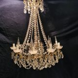 Chandelier in crystal and gilded bronze