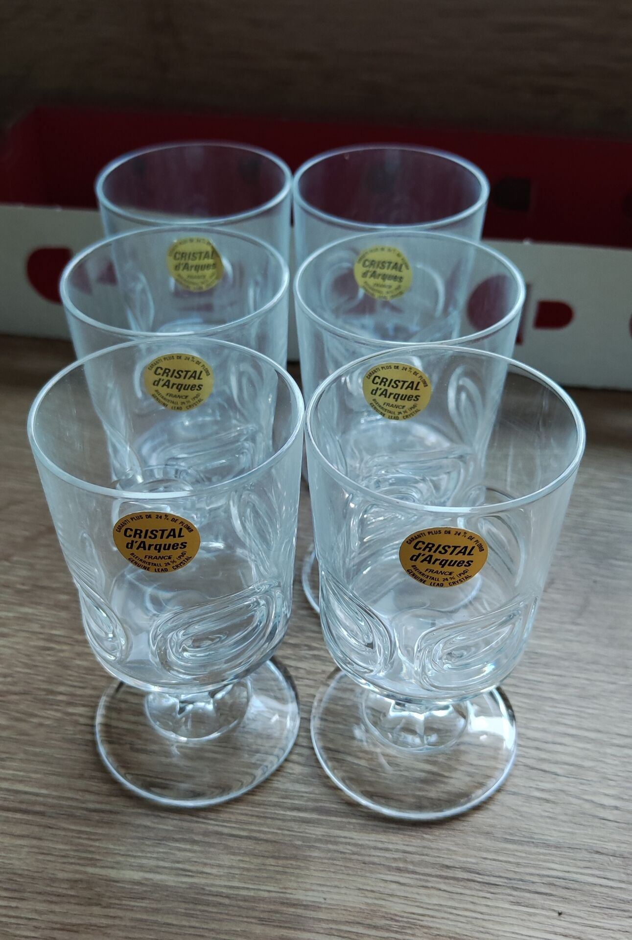 6 petits verres en cristal trempé d'environ 10 cl