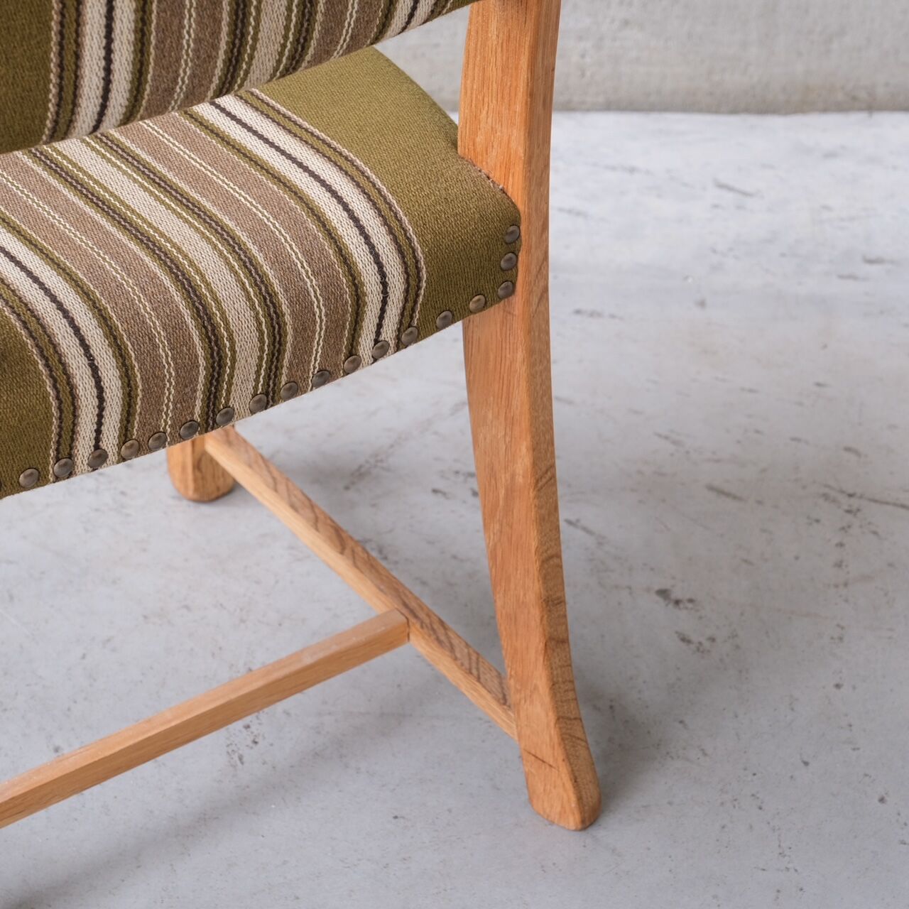 Set of six oak mid-century dining chairs
