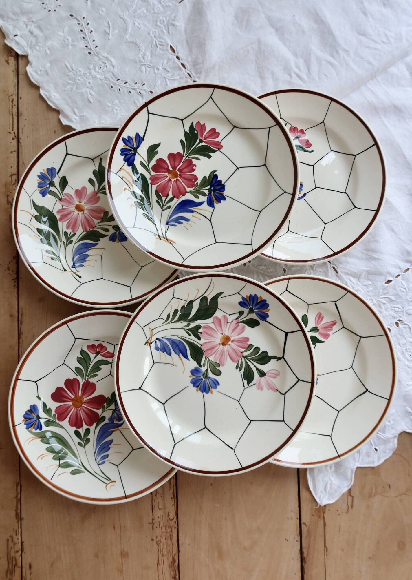 6 vintage flat plates faience Saint-Amand model Maurice – Flora decor