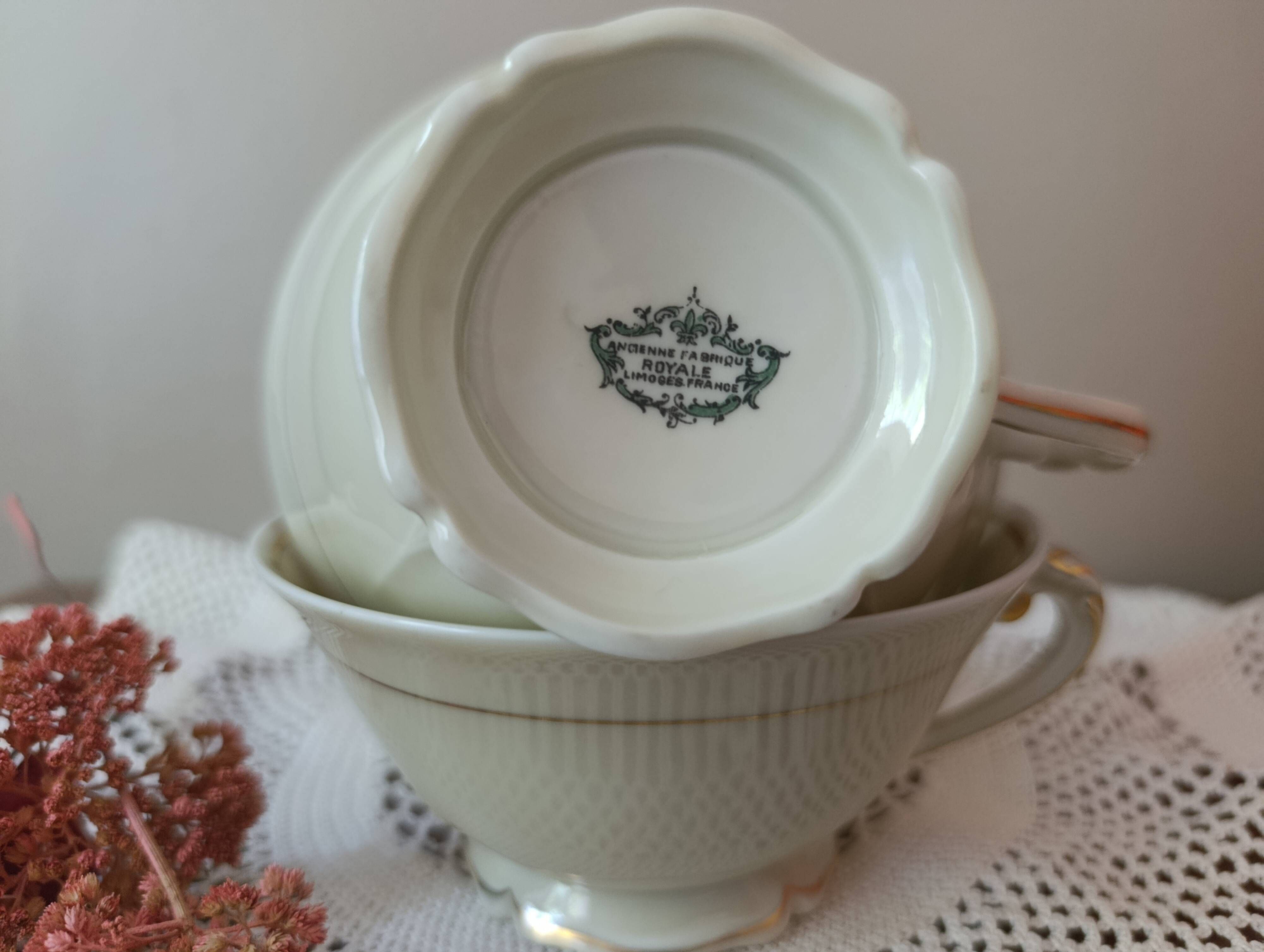 Two retro country-style porcelain tea cups, Former Royal Manufacture