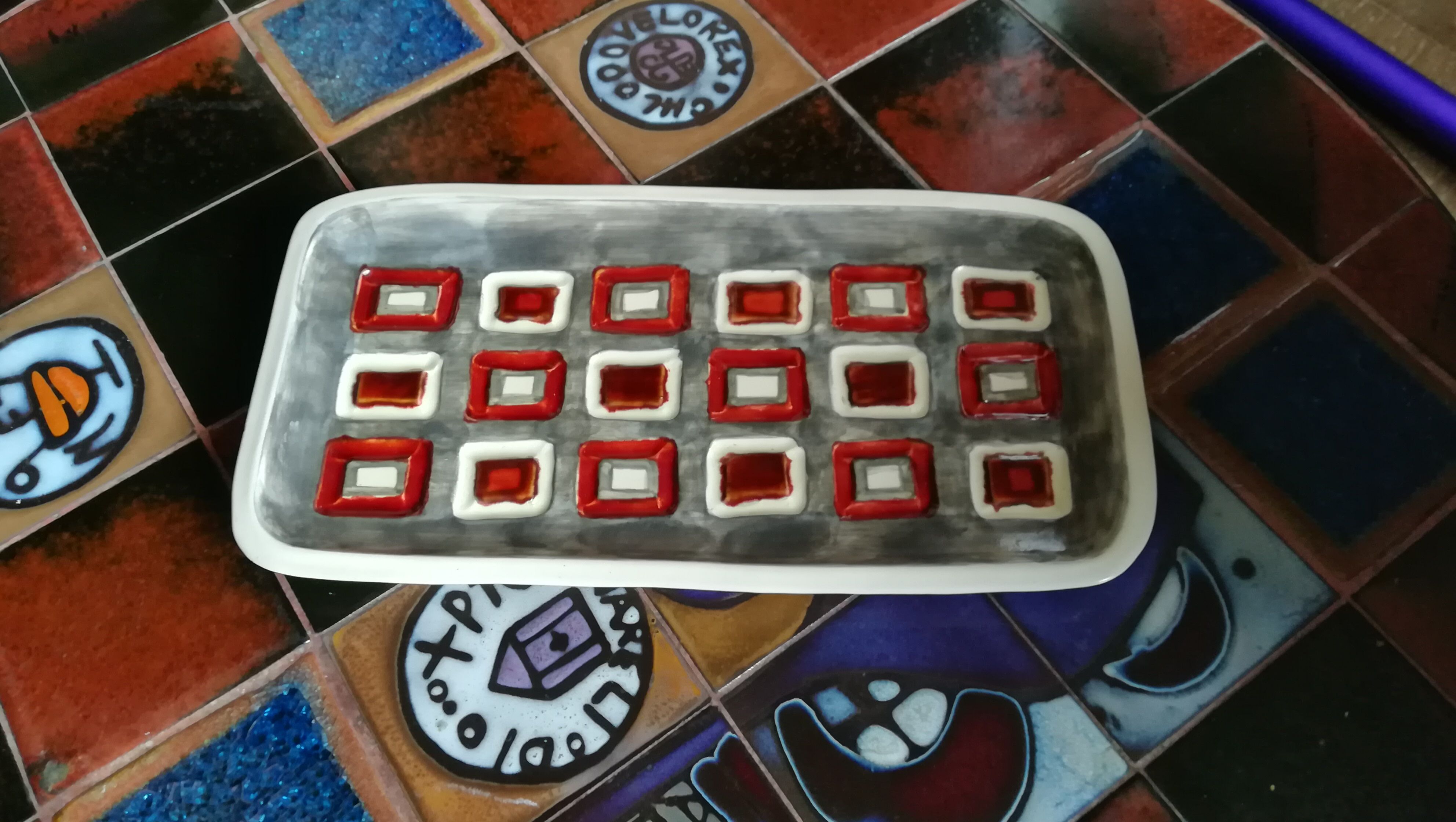 Empty ceramic pocket, circa 1950, signed.