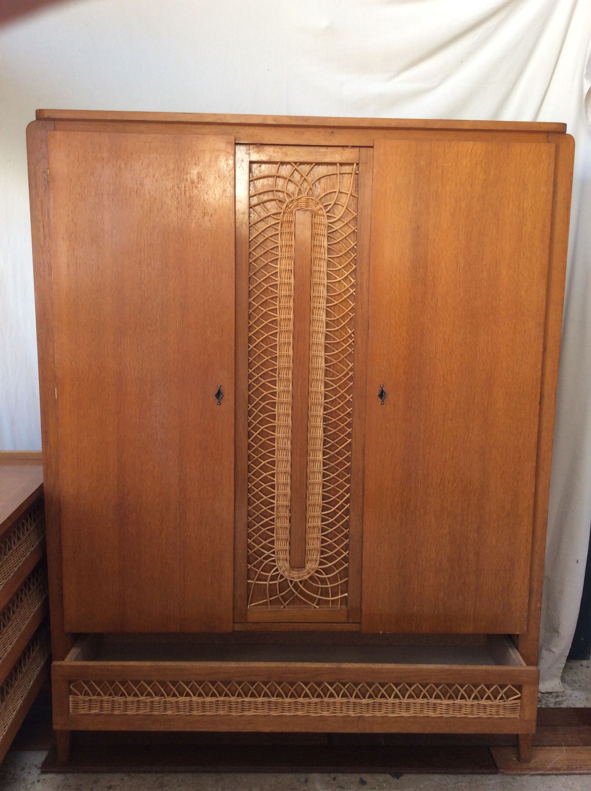 Vintage rattan Cabinet