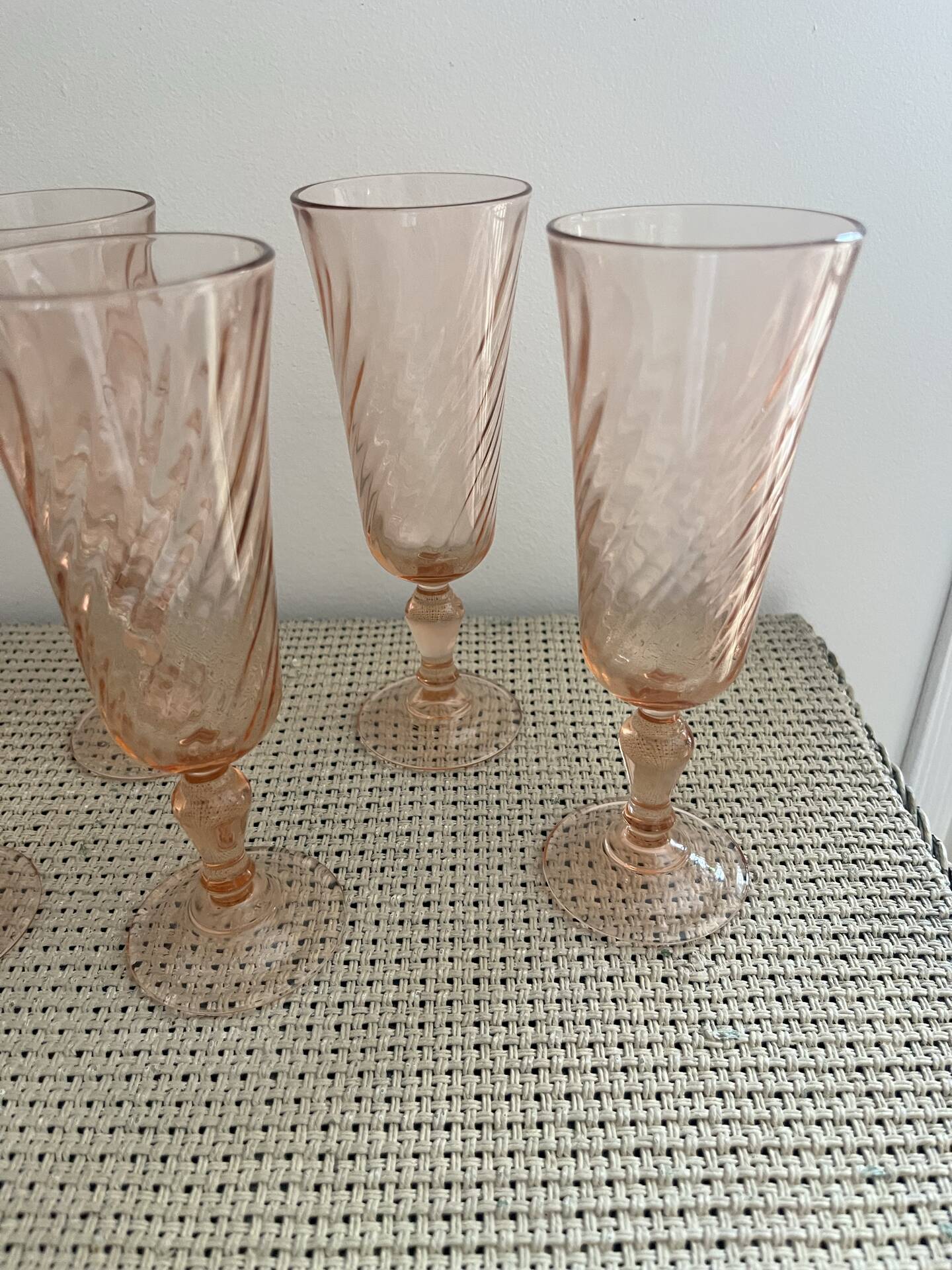 6 champagne flutes