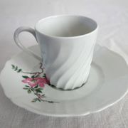 8 tasses à café modèle églantine, Haviland Limoges vintage
