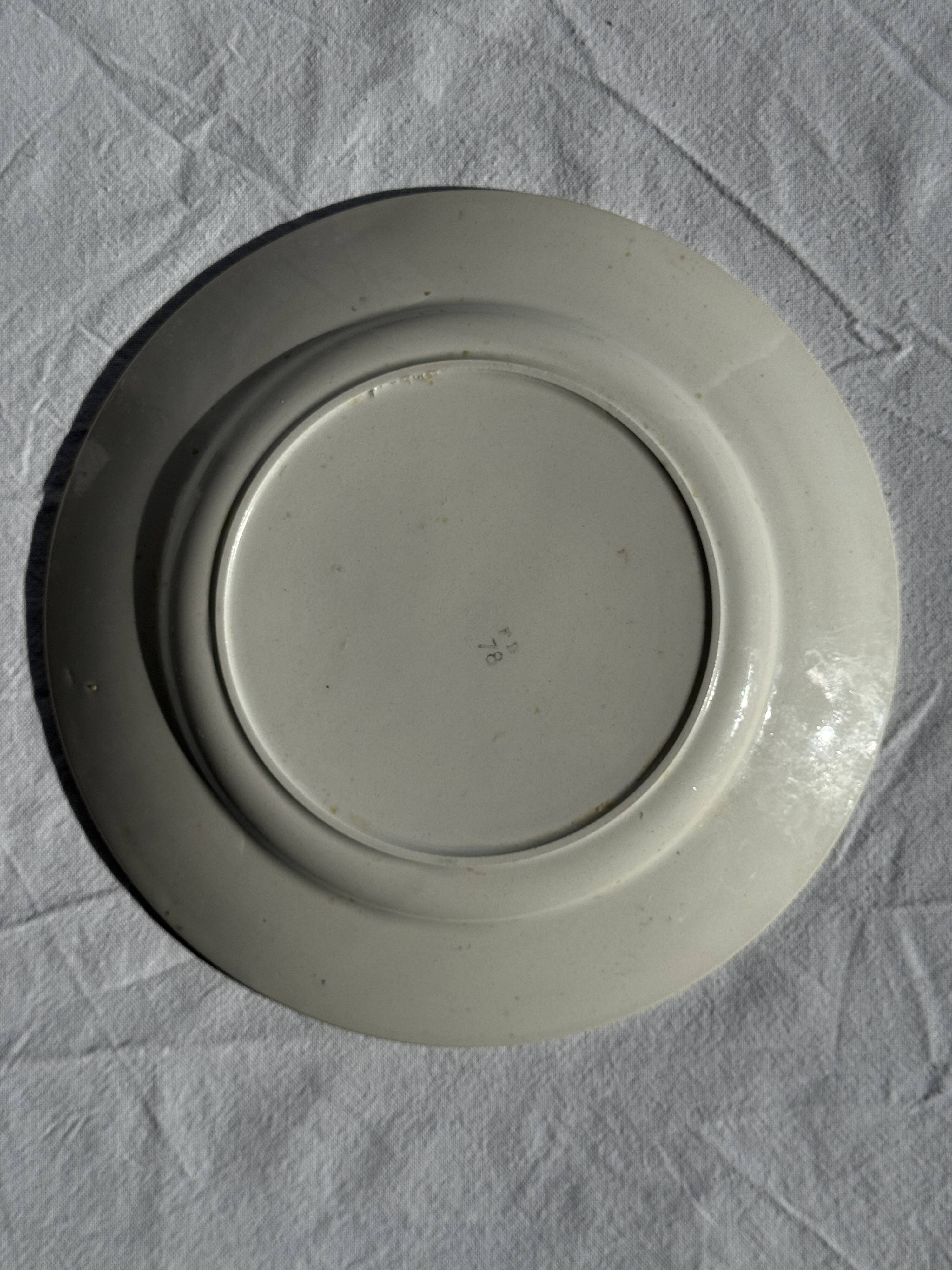 Decorative plate with blue flower pattern D25