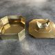 Box in solid brass octagon shape bird decoration 14,8cm