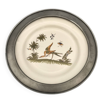 Plate in earthenware from st amand with polychrome bird decoration, paris pewter frame